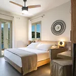 Villa Anthelia-idyllic View And Private Access To The Sea