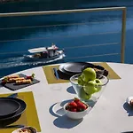 Anthelia-idyllic View And Private Access To The Sea