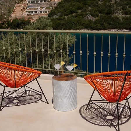 Anthelia-idyllic View And Private Access To The Sea *