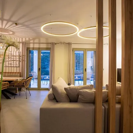 Anthelia-idyllic View And Private Access To The Sea Villa *