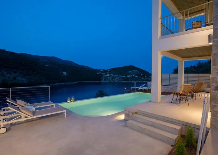 Anthelia-idyllic View And Private Access To The Sea